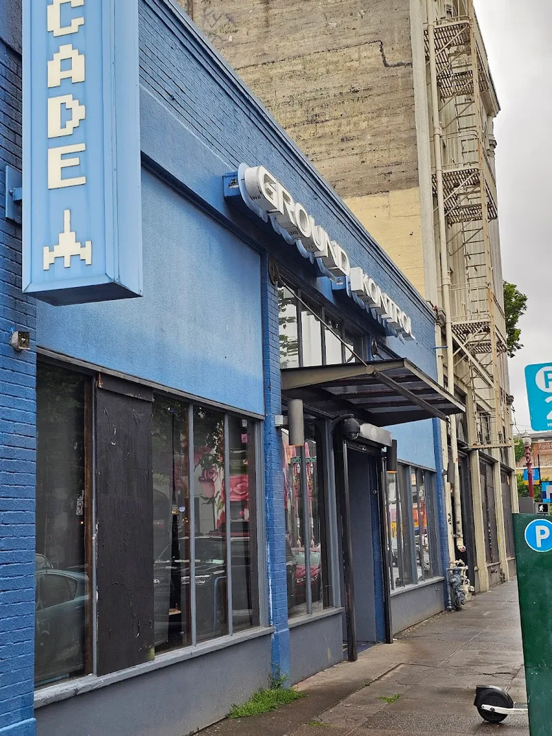 Ground Kontrol Classic Arcade and Bar — video arcade (photo 4)